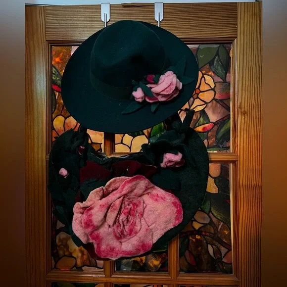 Italian Designed Hat and Bag Grateful Camel Poglia Edition | SUPERDUPER main image 2
